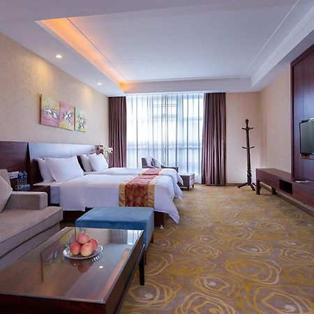เวียนนา คลาสสิก โฮเต็ล กวางโจว เทียนเหอ เอียนหลิงโร้ด Hotel ภายนอก รูปภาพ